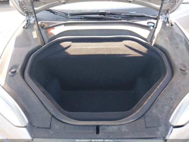 2015 TESLA MODEL S 5YJSA1H2XFFP75434 Photo 9