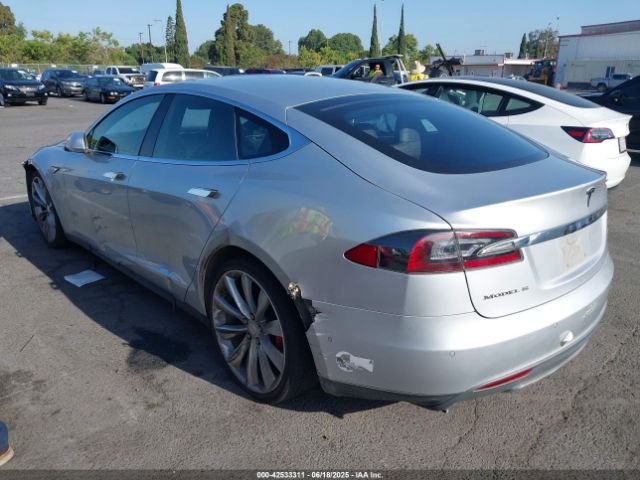 2015 TESLA MODEL S 5YJSA1H2XFFP75434 Photo 2