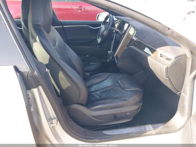2015 TESLA MODEL S 5YJSA1H2XFFP75434 Photo 4