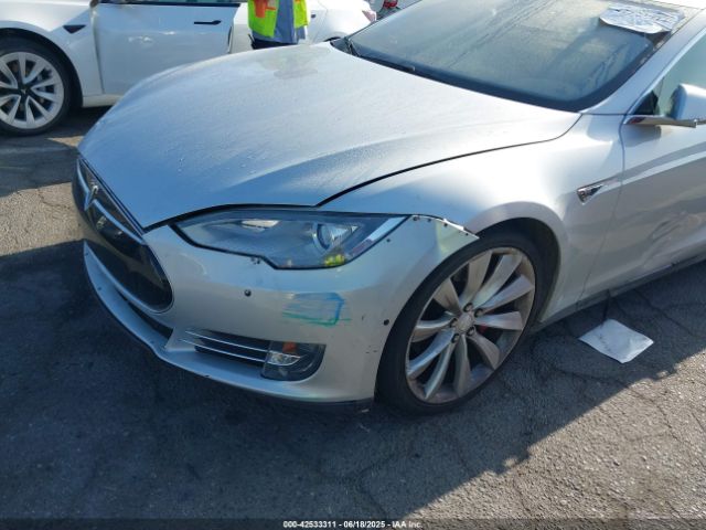 2015 TESLA MODEL S 5YJSA1H2XFFP75434 Photo 5