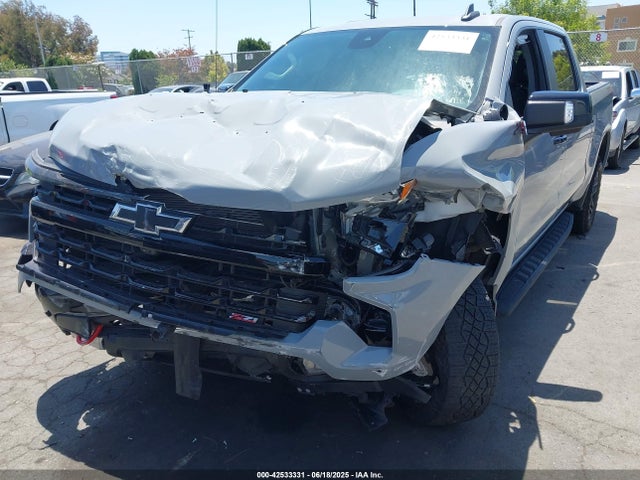 Chevrolet Silverado 2024 3GCUDFE80RG230895 Image 18