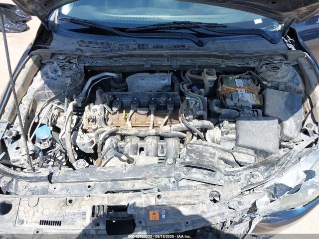 3MZBM1U74FM211067 Mazda pe