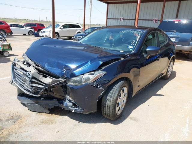 3MZBM1U74FM211067 Mazda pe