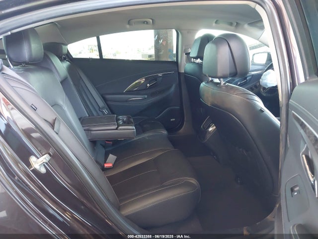 1G4GB5G35EF167833 Buick lfx