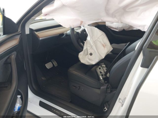 2024 TESLA MODEL Y 7SAYGDEF1RF056775 Photo 4