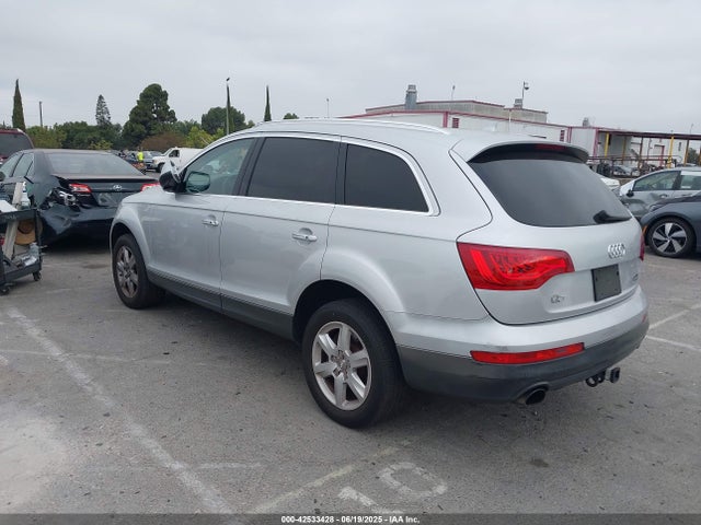 2014 AUDI Q7 WA1LGAFE2ED017135 Photo 2
