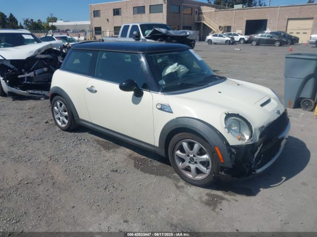 2009 MINI COOPER S WMWMF73519TW88230 Photo 0