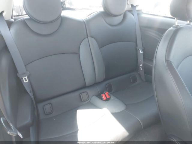 2009 MINI COOPER S WMWMF73519TW88230 Photo 7