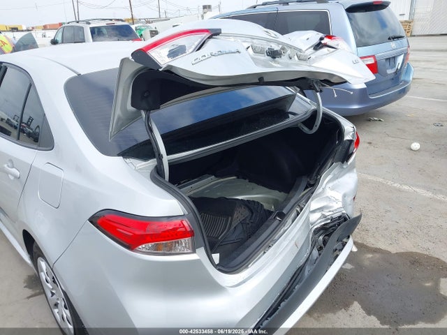 Toyota COROLLA LE 2022 5YFEPMAE5NP350742 Image 6