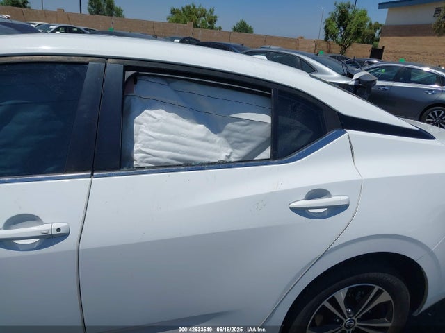 3N1AB8CV3MY247810 Nissan Sentra