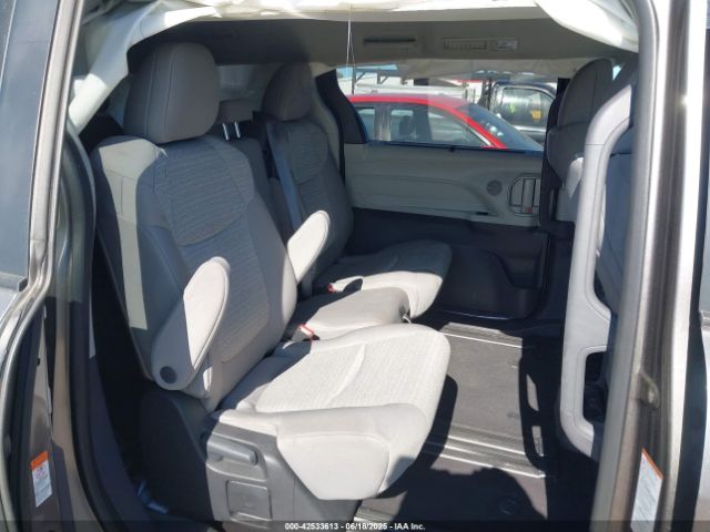 2023 TOYOTA SIENNA 5TDKRKEC6PS157598 Photo 7