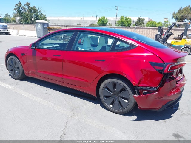 2025 TESLA MODEL 3 5YJ3E1EA6SF917745 Photo 2