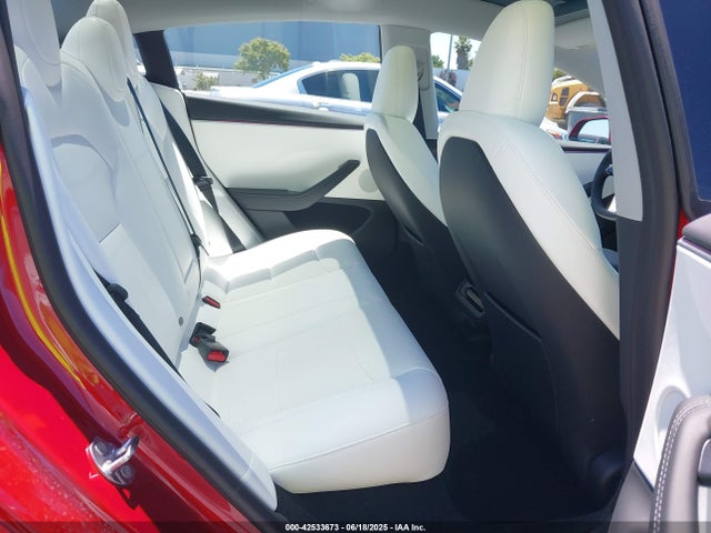 2025 TESLA MODEL 3 5YJ3E1EA6SF917745 Photo 7