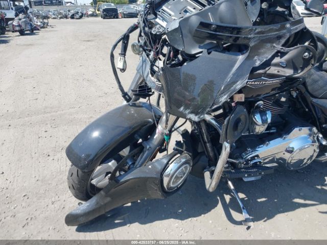 2022 HARLEY-DAVIDSON FLHX 1HD1KBC20NB650884 Photo 1