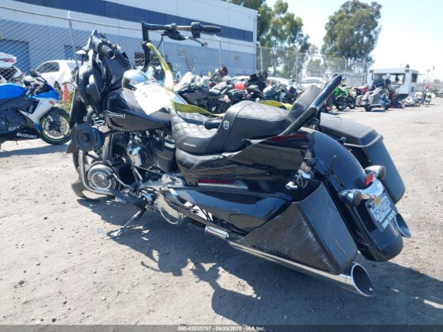 2022 HARLEY-DAVIDSON FLHX 1HD1KBC20NB650884 Photo 2