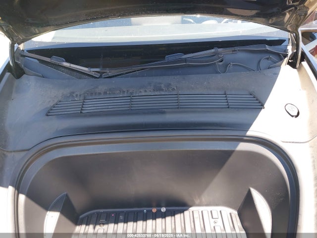 2022 TESLA MODEL Y 7SAYGDEF9NF351990 Photo 9