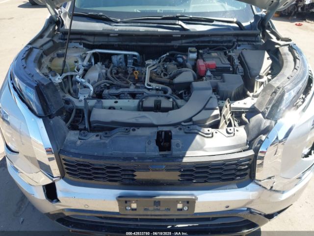 2022 MITSUBISHI OUTLANDER JA4J3UA8XNZ069671 Photo 9