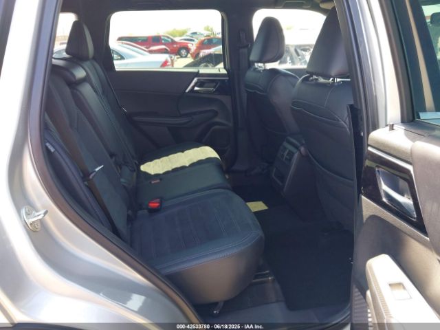 2022 MITSUBISHI OUTLANDER JA4J3UA8XNZ069671 Photo 7