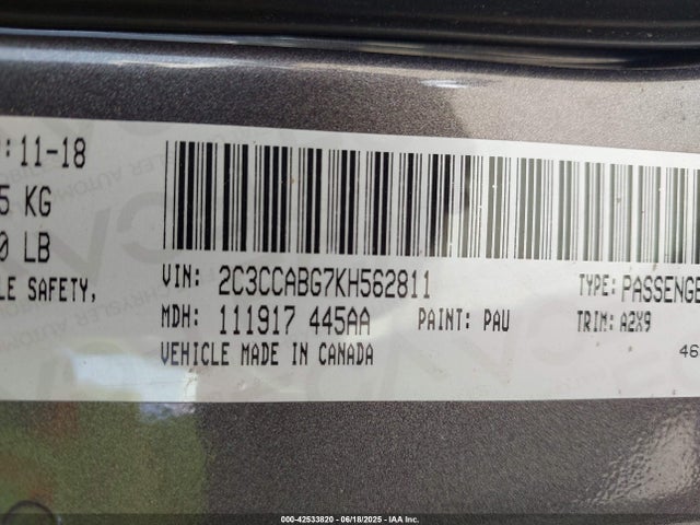 Chrysler 2019 2019 2C3CCABG7KH562811 Image 9