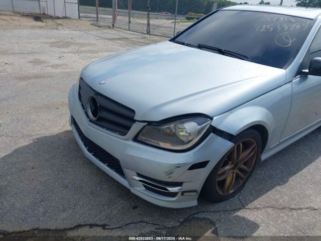2013 MERCEDES-BENZ C 300 WDDGF8AB3DR280578 Photo 5