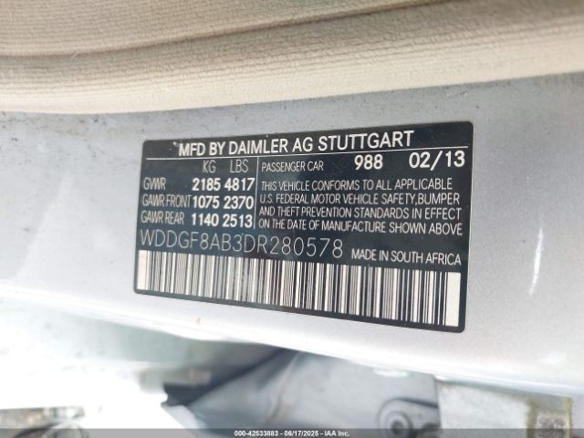 2013 MERCEDES-BENZ C 300 WDDGF8AB3DR280578 Photo 8