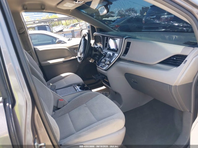 5TDKK3DC2FS629855 Toyota 2gr-fks