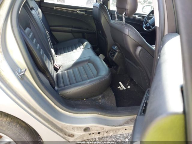 3FA6P0HD7FR127274 Ford FUSION SE