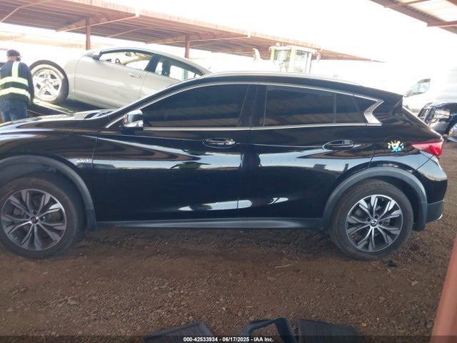 SJKCH5CR3JA056519 Infiniti m27020