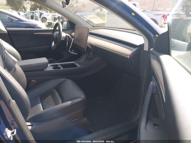 2023 TESLA MODEL Y 7SAYGDEF3PF624098 Photo 4