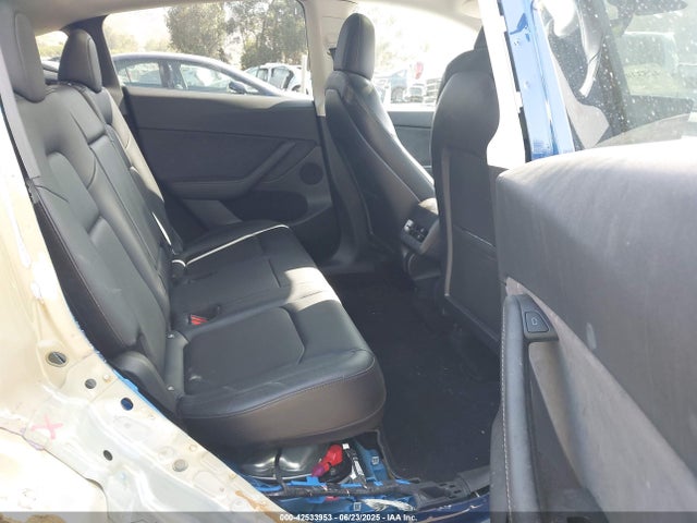 2023 TESLA MODEL Y 7SAYGDEF3PF624098 Photo 7