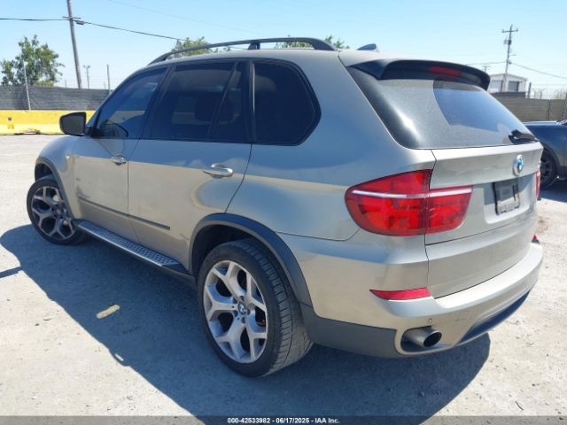 2011 BMW X5 5UXZV4C59BL406723 Photo 2