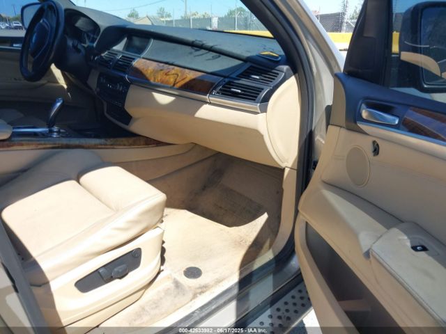 2011 BMW X5 5UXZV4C59BL406723 Photo 4