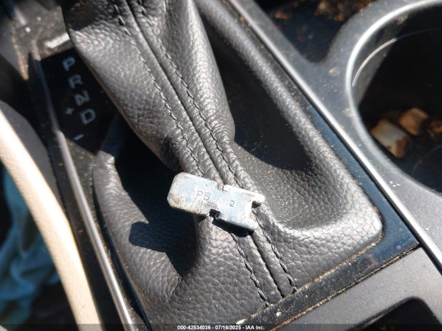 KM8J23A47HU268187 Hyundai TUCSON SE