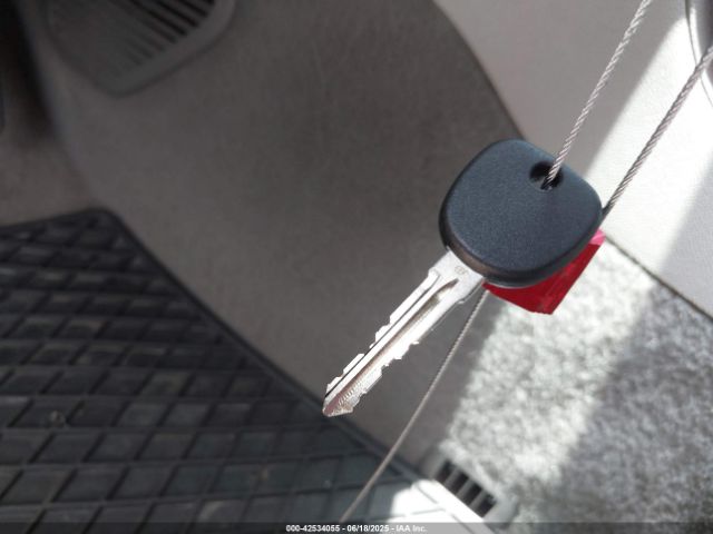 1GKKRRKD8FJ335081 GMC llt
