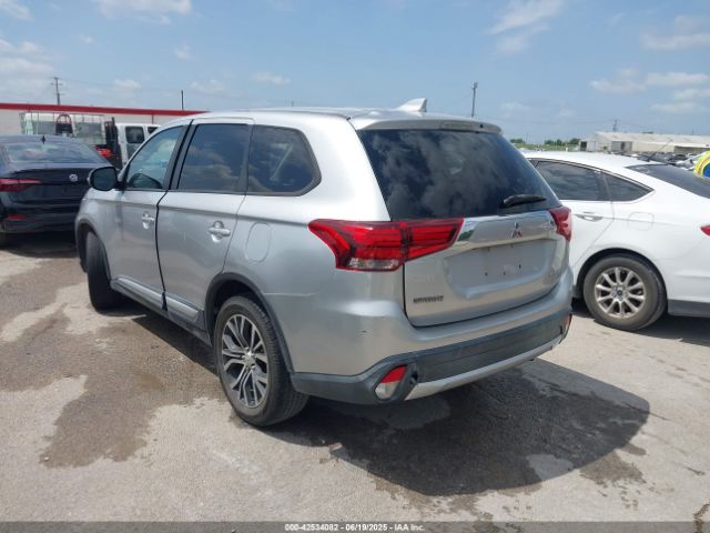 2018 MITSUBISHI OUTLANDER JA4AD3A30JZ010327 Photo 2