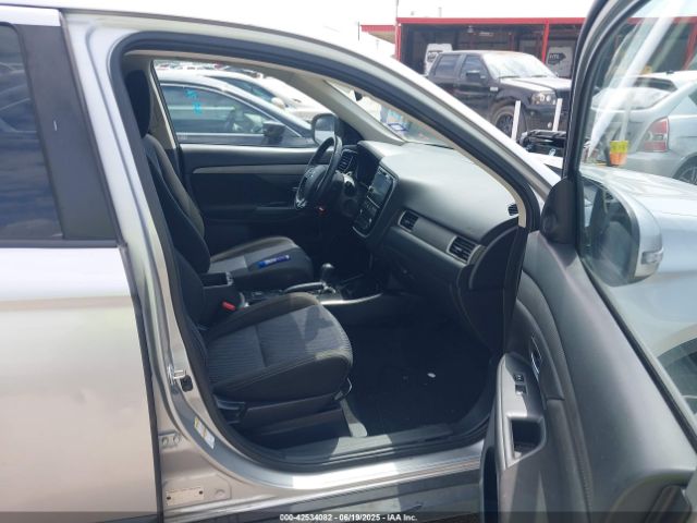 2018 MITSUBISHI OUTLANDER JA4AD3A30JZ010327 Photo 4