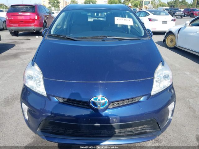 JTDKN3DU3E0369368 Toyota Prius Two