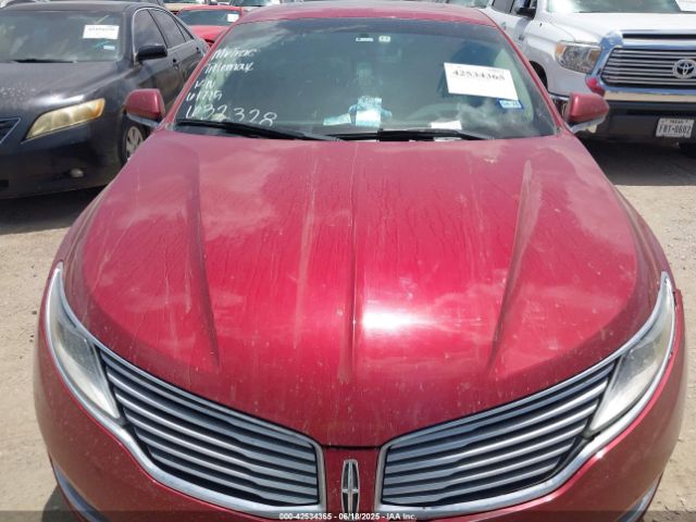 3LN6L2LU1GR632328 Lincoln 2016