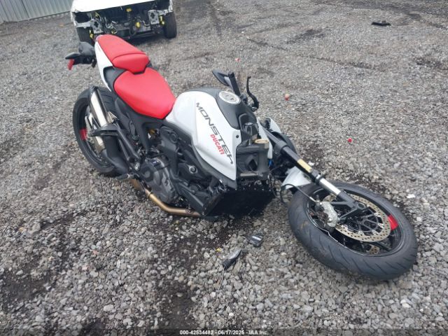 2024 DUCATI MONSTER ZDMMAMDT5RB009339