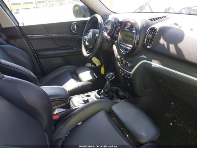 2018 MINI COUNTRYMAN WMZYT5C37J3E59574 Photo 4