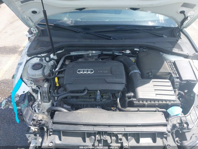 2018 AUDI A3 WAUY8LFF9J1032219 Photo 9