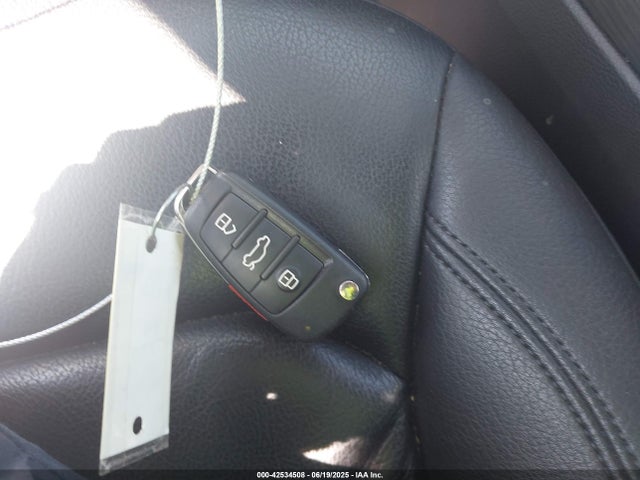 2018 AUDI A3 WAUY8LFF9J1032219 Photo 10