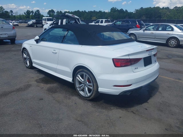 2018 AUDI A3 WAUY8LFF9J1032219 Photo 2