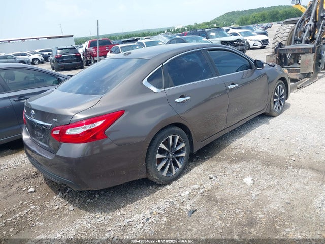 1N4AL3AP0GC117682 Nissan 2016