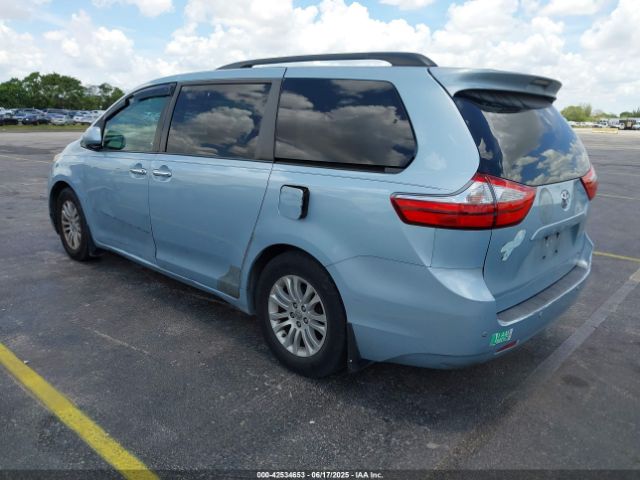 2015 TOYOTA SIENNA 5TDYK3DC3FS537633 Photo 2