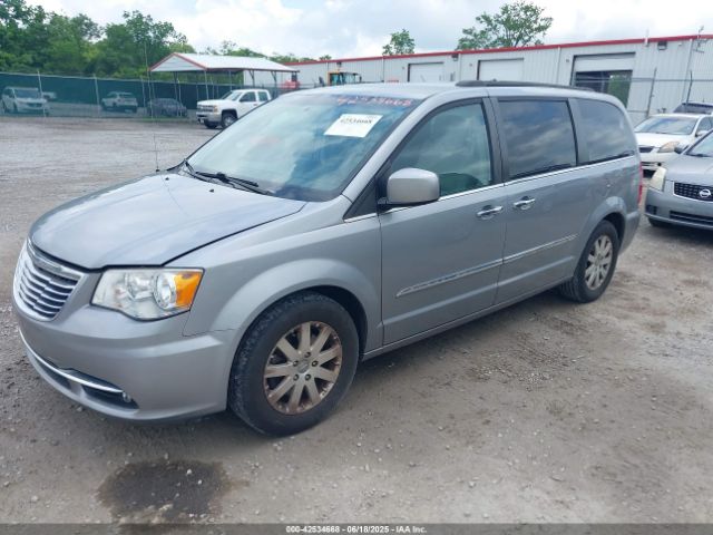 2C4RC1BG8ER468490 Chrysler Town and Country