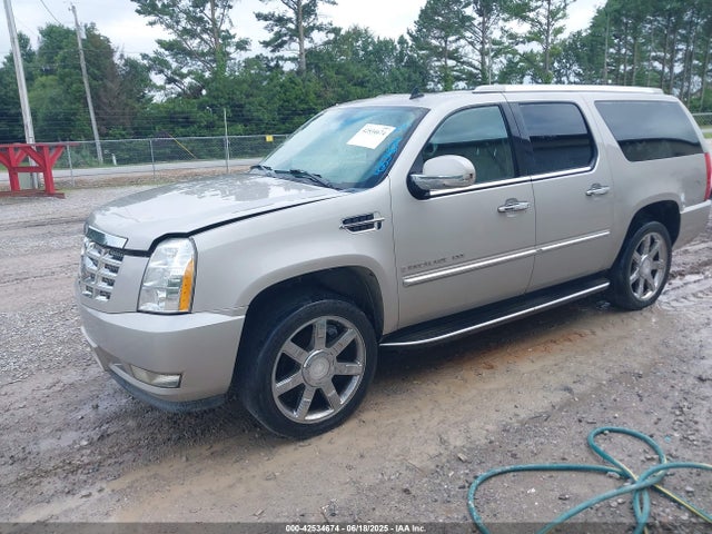 2008 CADILLAC ESCALADE ESV 1GYFK66808R144573 Photo 1