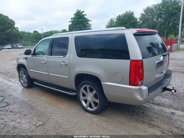 2008 CADILLAC ESCALADE ESV 1GYFK66808R144573 Photo 2