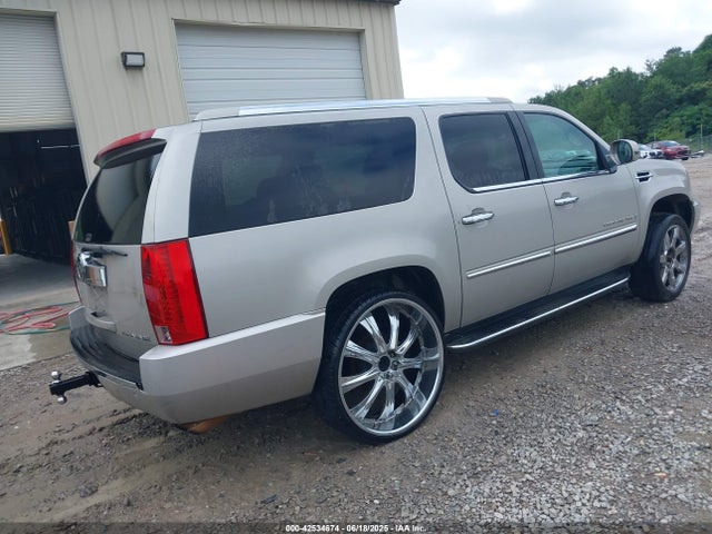 2008 CADILLAC ESCALADE ESV 1GYFK66808R144573 Photo 3
