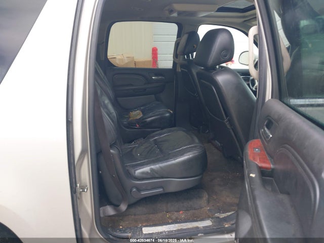 2008 CADILLAC ESCALADE ESV 1GYFK66808R144573 Photo 7